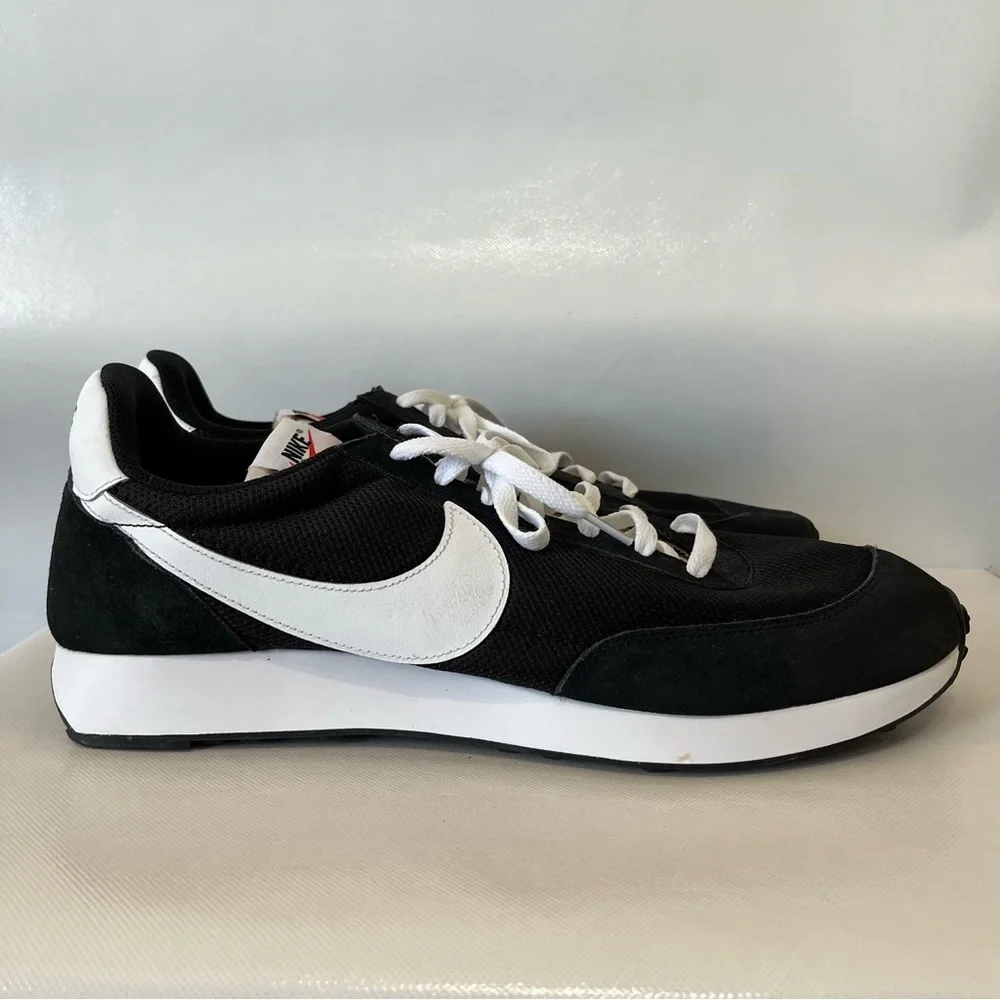 Nike air tailwind